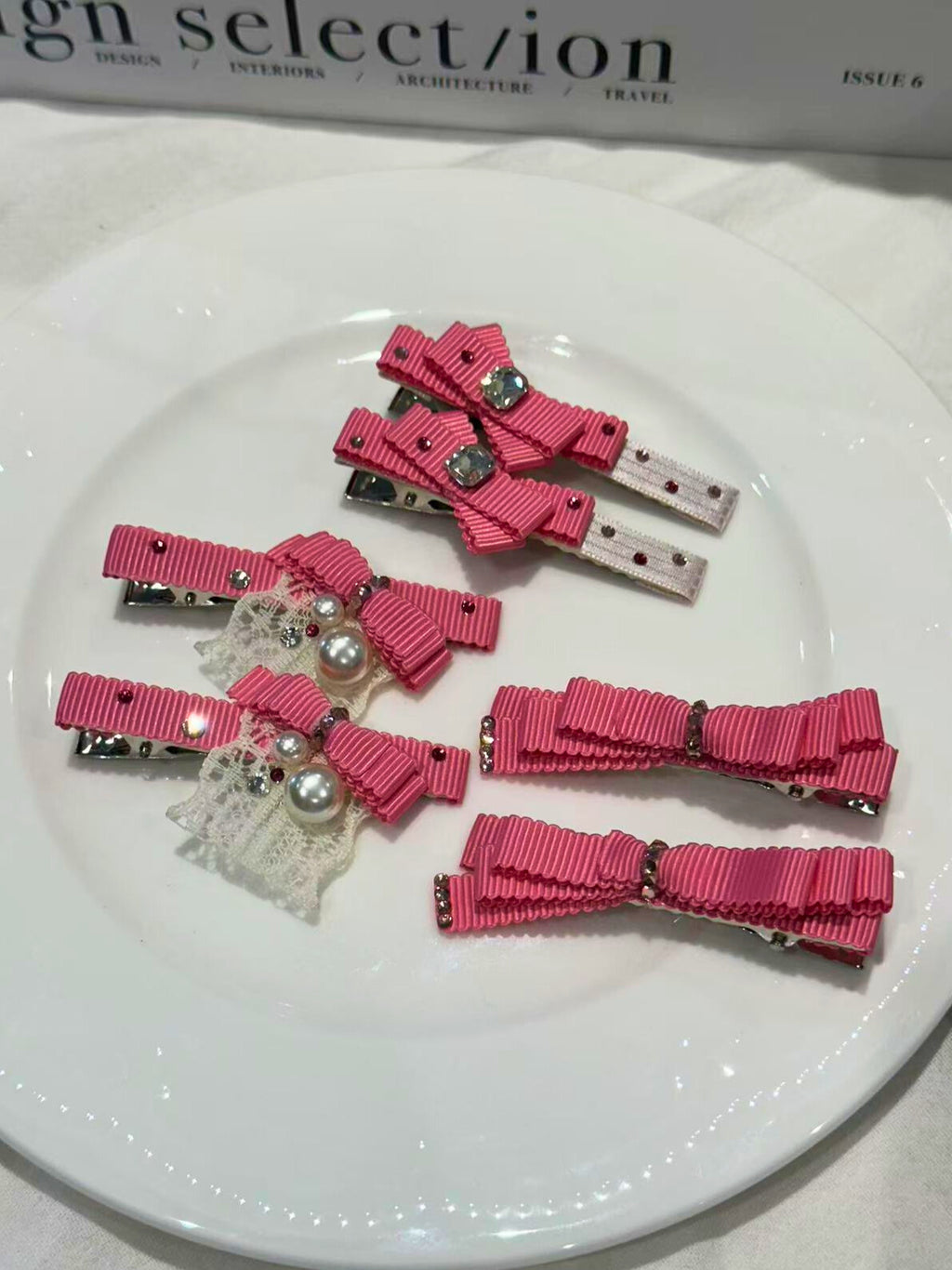 Flamingo Crisscross Bow Clip