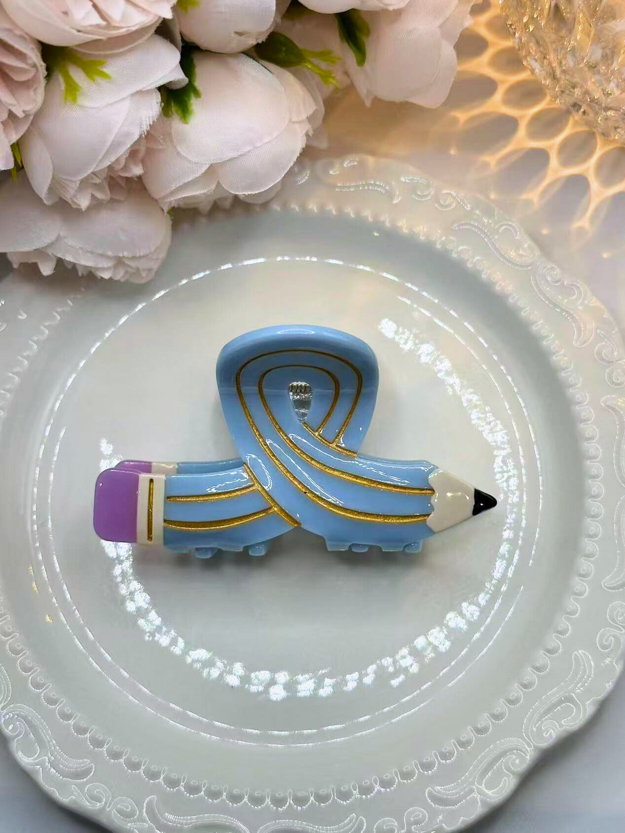Small Character Hair Claw