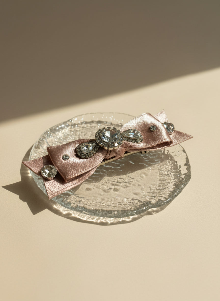 Margot Teardrop Clip