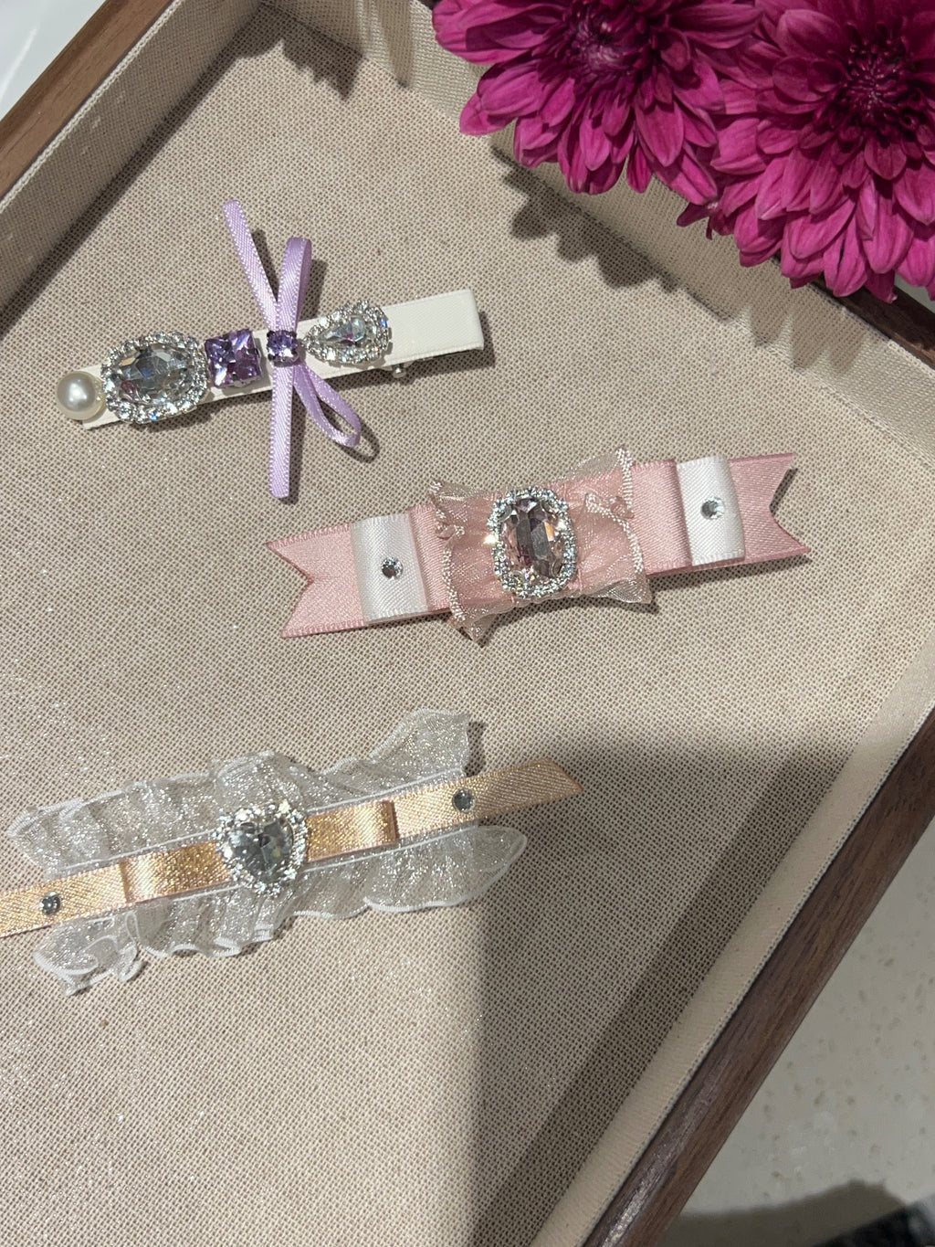 Carrie Organza Heart Flat Bow