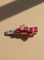 Flamingo Crisscross Bow Clip