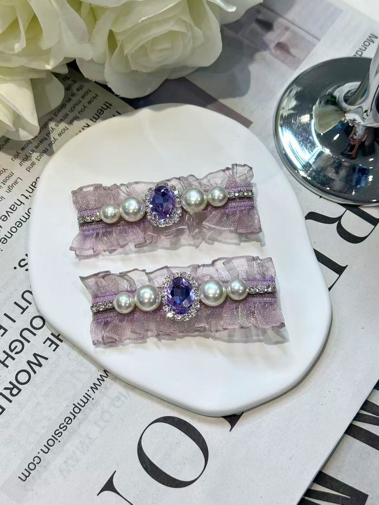 Avril Organza Clip