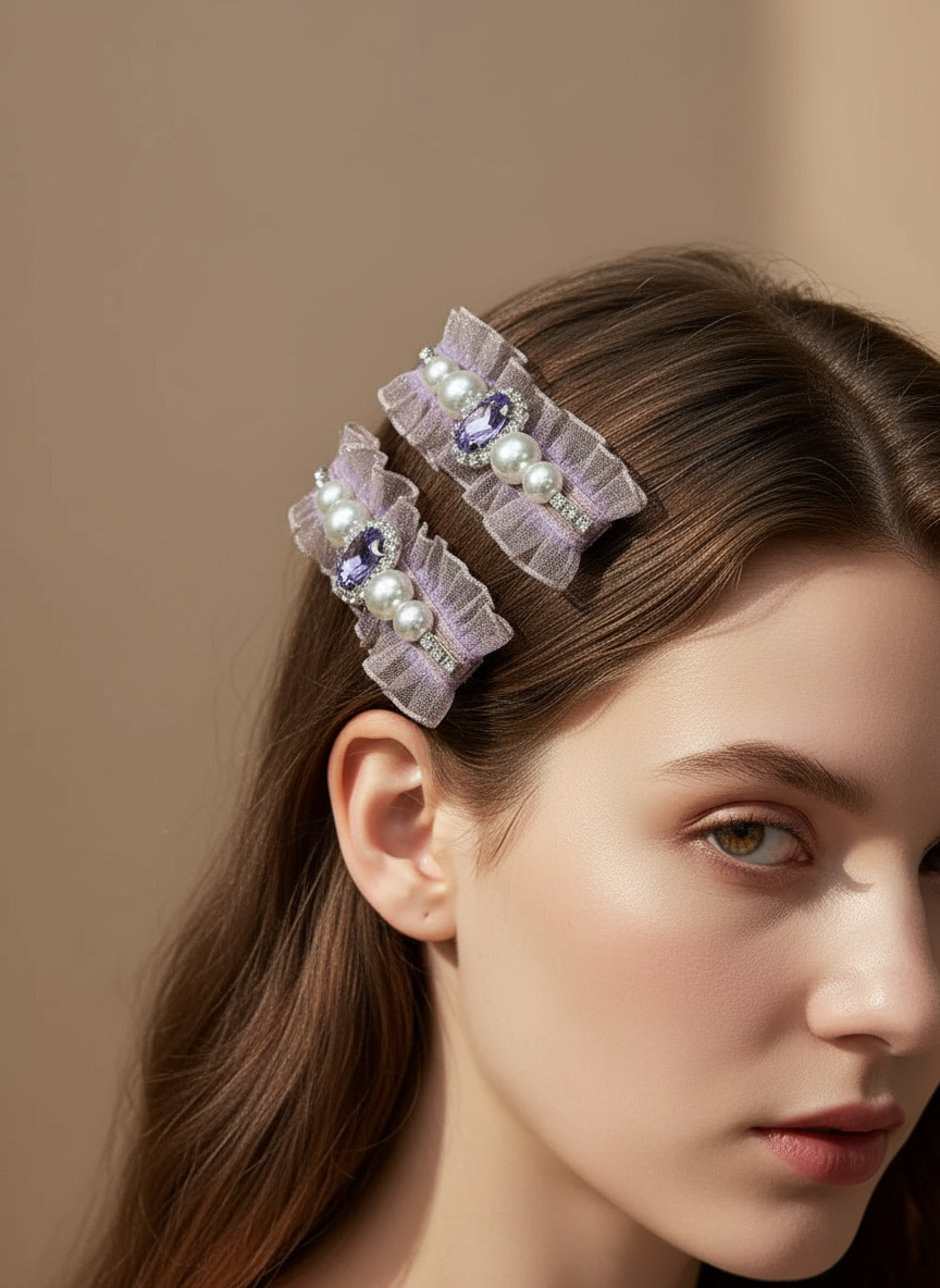 Avril Organza Clip