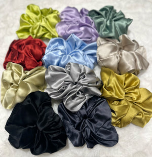 X-Large Dalia Mulberry Silk Scrunchies