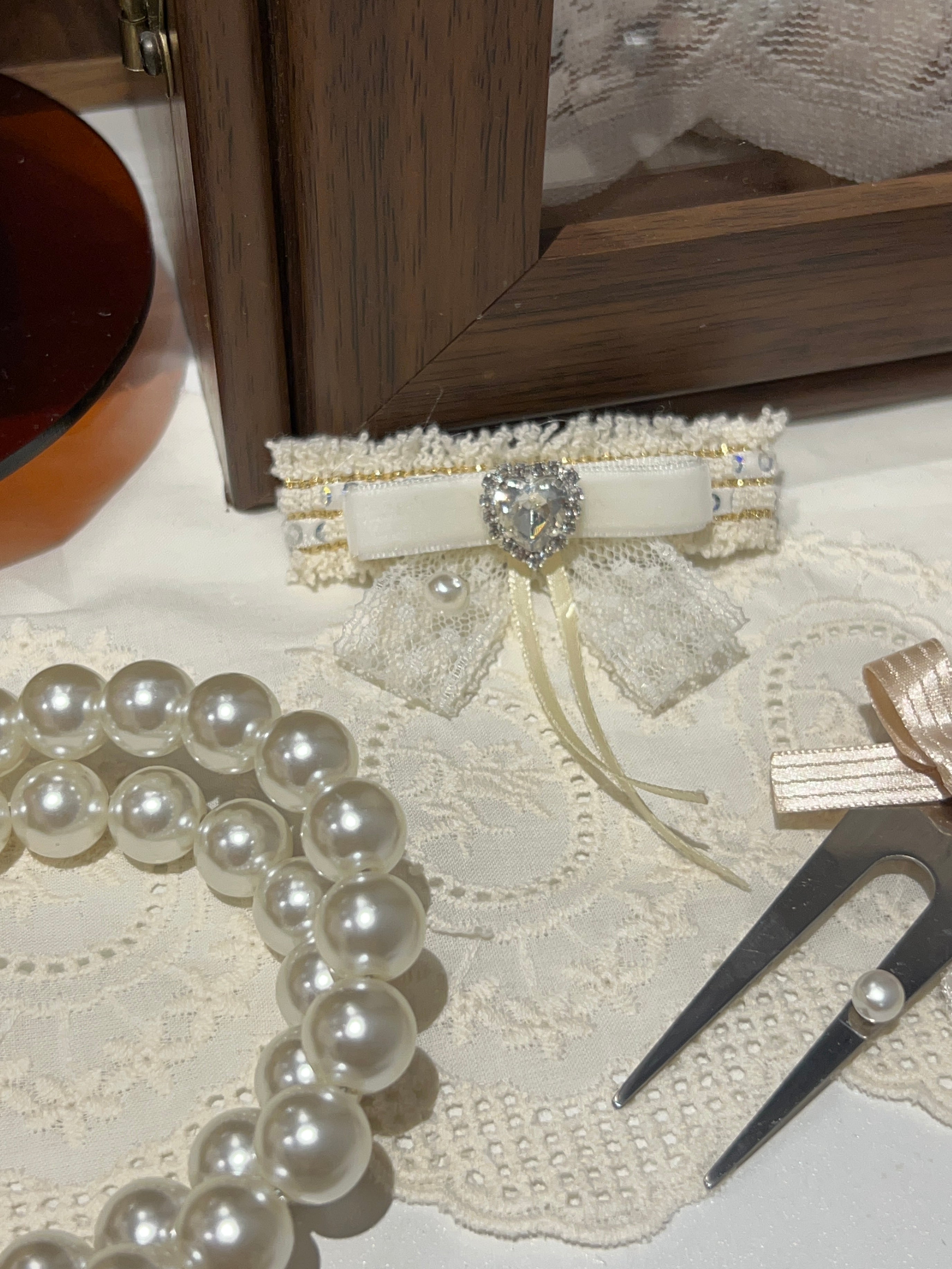 Cynthia Velvet Tweed Flat Bow